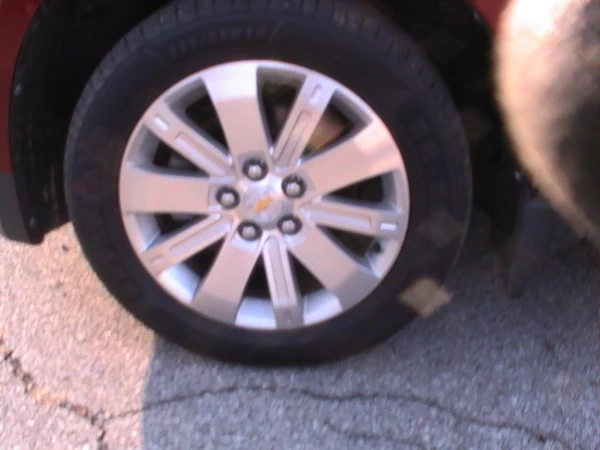 2011 Chevrolet Equinox 2LT's photo