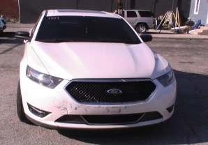 TAURUS SHO AWD